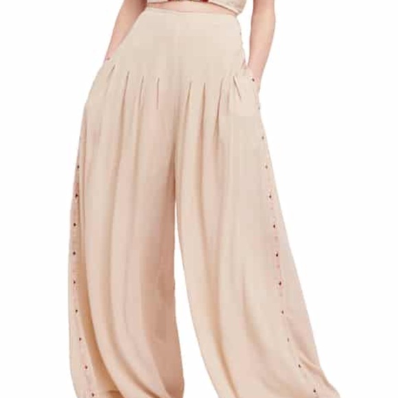 Free People 2-Piece Crop Top & Wide-Leg Pants Set - Picture 5 of 8